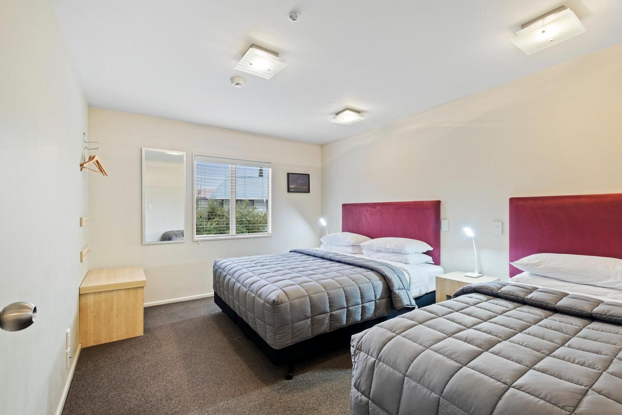 Tussock Peak Lodge Hanmer Springs Room photo